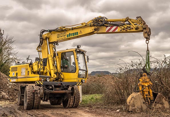 推土机操作新手教程：快速上手